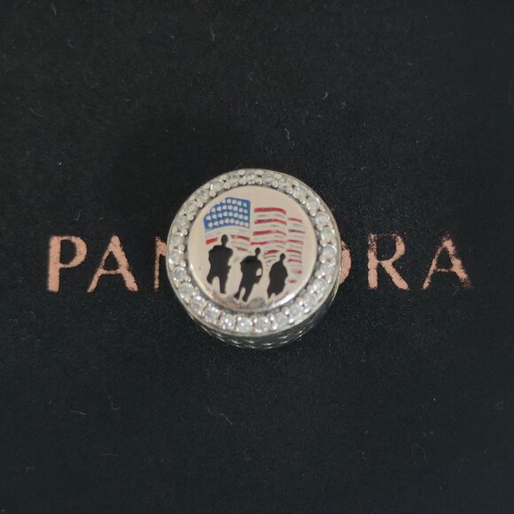 Pandora Exclusive USA Army's America Flag Bead Charm S925 Silver with box - Picture 1 of 7